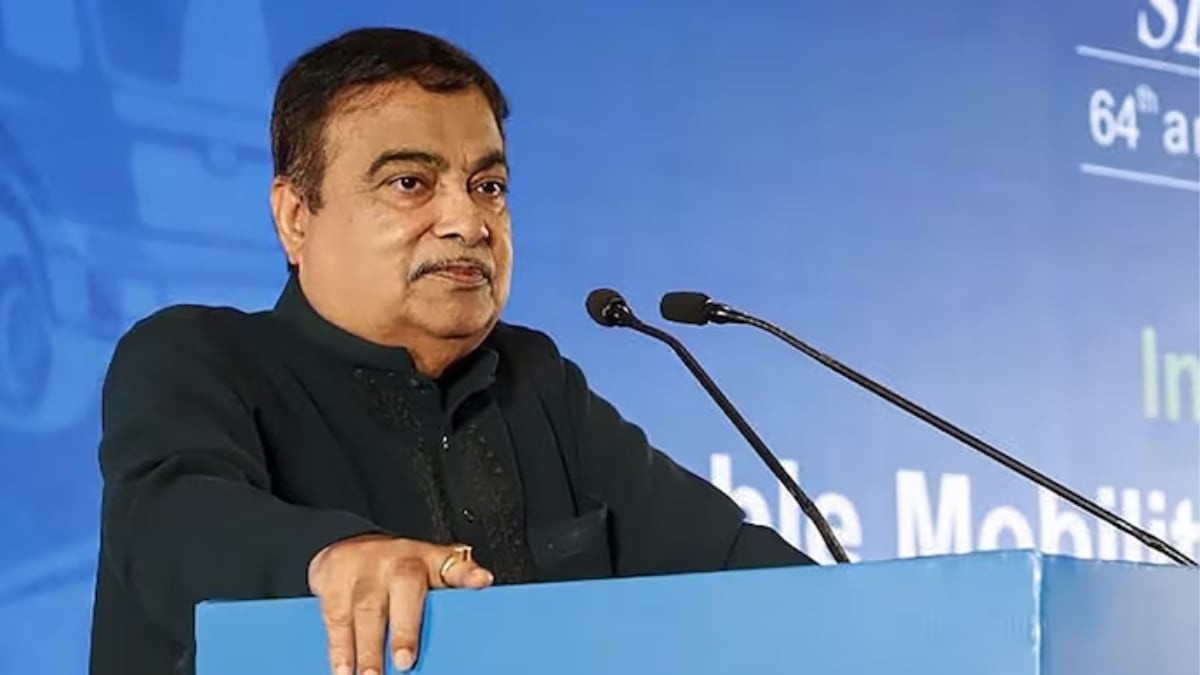 Gadkari targets global standards for transport logistics