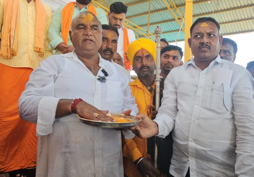 Vijugouda Patil swears he never had political understanding with MB Patil