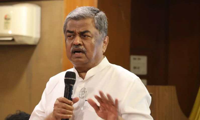 Hariprasad compares RSS with Jaish-e-Mohammed, Taliban