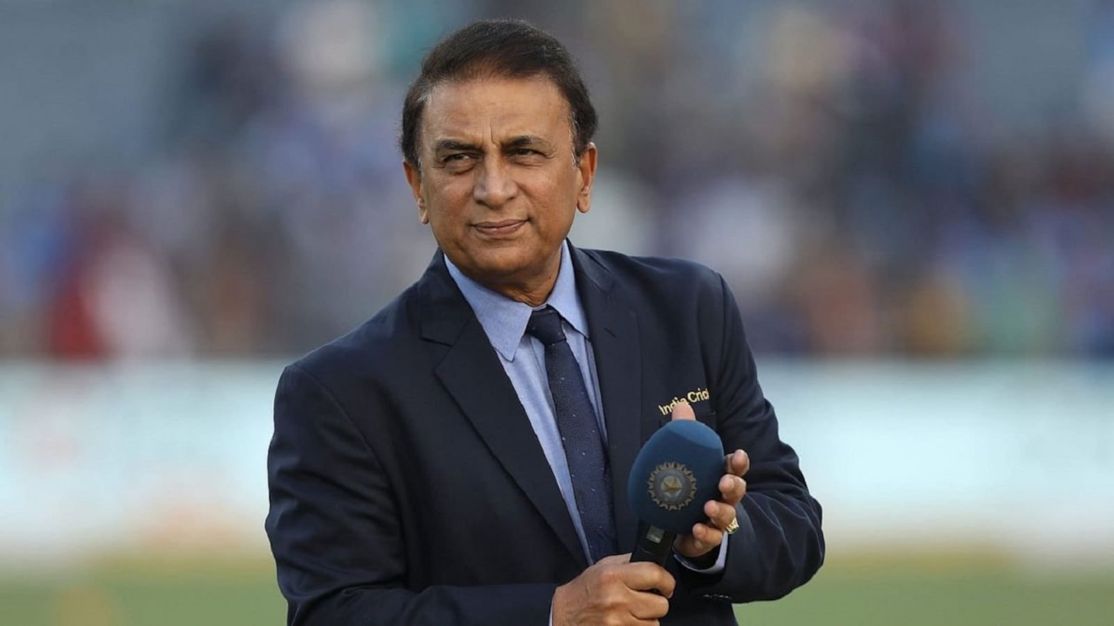 Gavaskar proposes five-over rule to help bowlers in high-scoring IPL matches