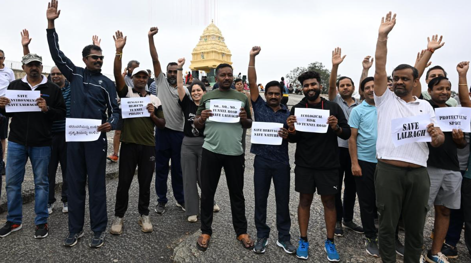 Citizens form human chain to oppose tunnel road through Lalbagh