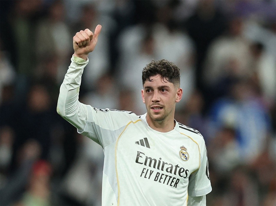 Valverde to miss El Clasico following training bust-up