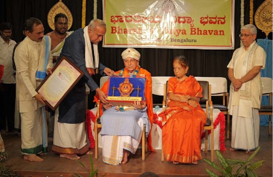 Sanskrit scholar Dr. H.V. Nagaraja Rao feted with ‘Vyasajyoti’ Award