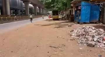 Jalahalli Cross leaves pedestrians stranded amid poor infrastructure, delayed civic works