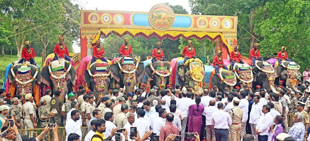 Gajapayana begins