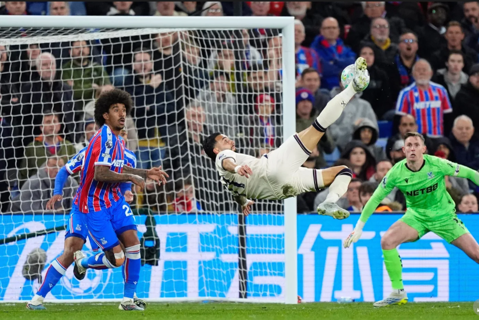 Wolves are relegated after Crystal Palace and West Ham draw
