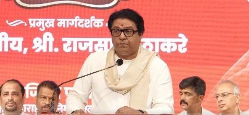 ‘Don’t threaten Oppn, you are the Chief Minister’: Raj Thackeray targets Fadnavis