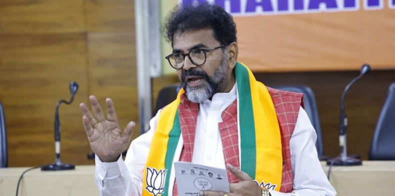BJP steps up attack on Nagendra, Sonia and Rahul