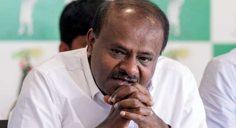 Face me alone: Kumaraswamy's open challenge