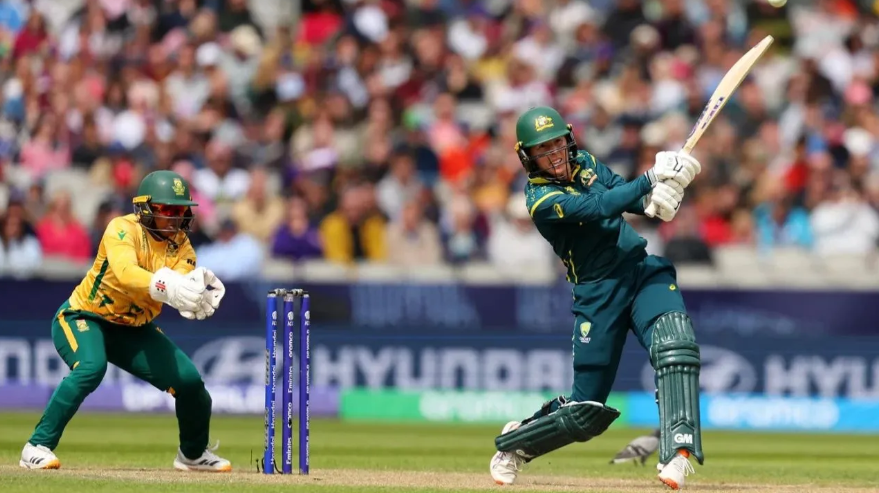 Wareham stars as Australia crush South Africa in World Cup opener