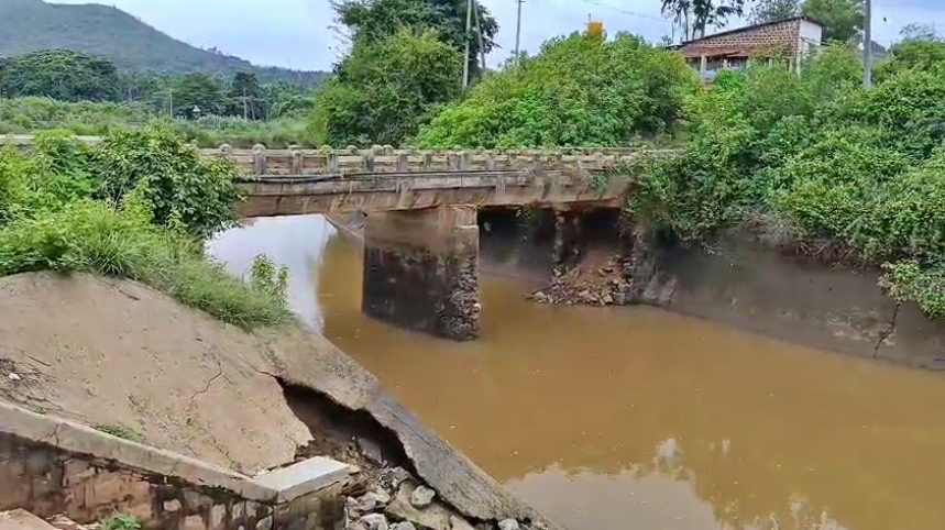 Bhadra Canal Bridge sparks safety concerns