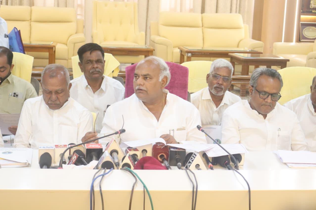 Vijayapura DCC Bank sets new profit record